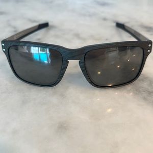 Oakley Holbrook Mix Sunglasses -Like new, no scratches or imperfections.